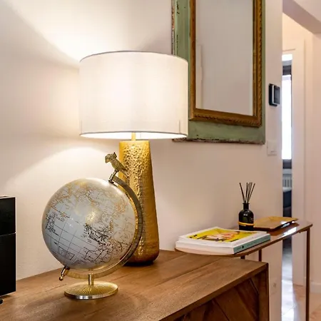 公寓 Querini Suite-balcony On Canal, Close To San Marco *